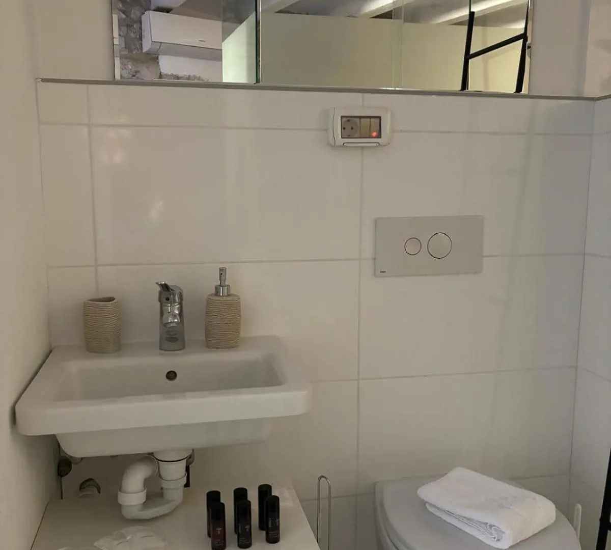 Apartment Studios Onethreefive Rovinj Croatia