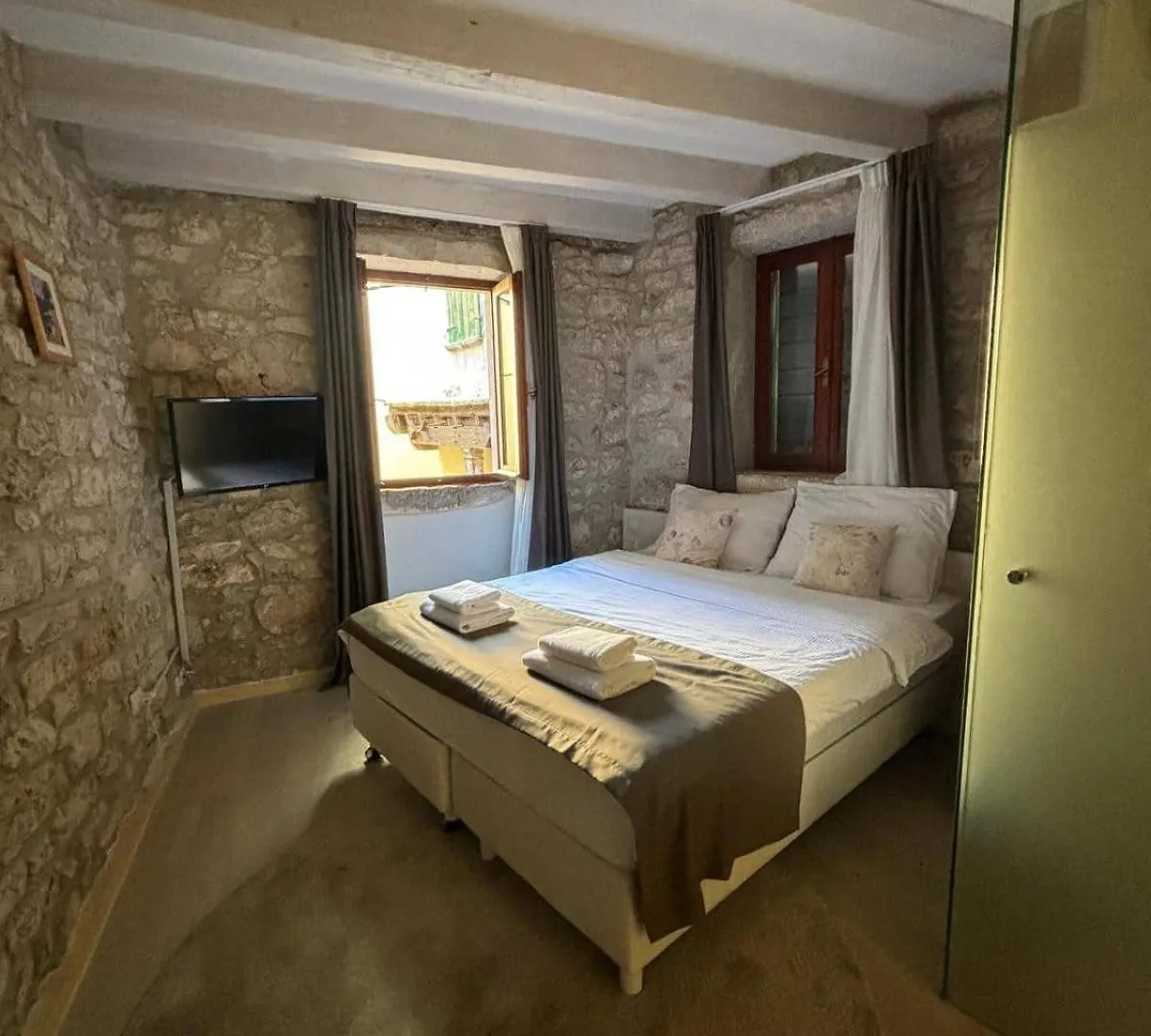 Studios Onethreefive Rovinj 0*,  Croatia